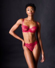 Anais Thong | Wisteria