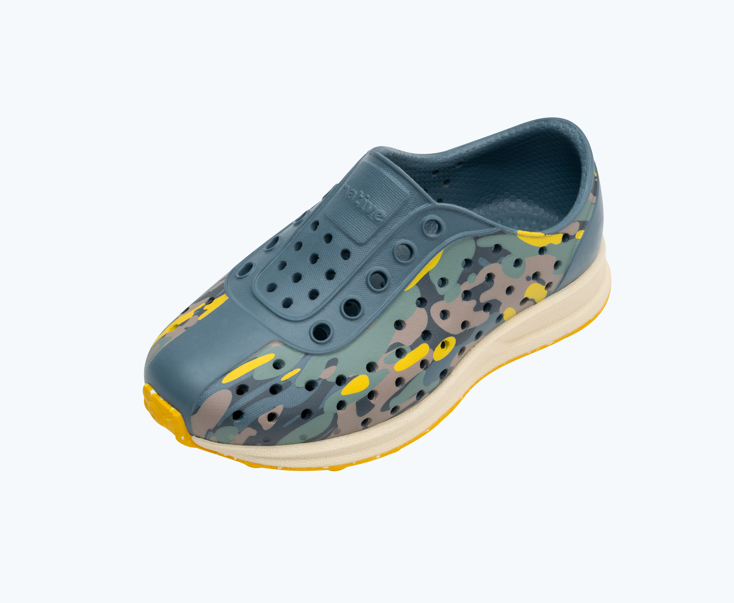 Angled view of a Native Shoes Kids Robbie Print Kids | Weather Grey/ Bone White/ Freesia Eucamo/ Freesia Speckle Rubber Footwear