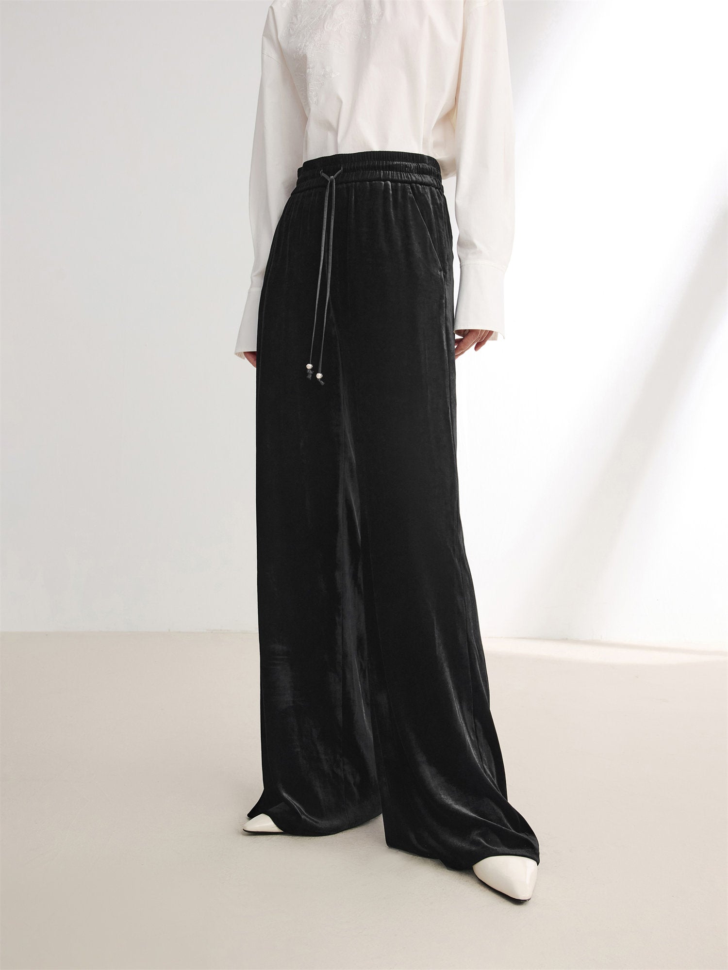Velvet Wide-Leg Pants | Black