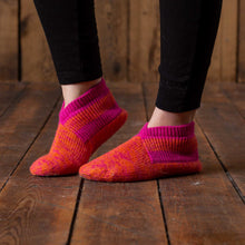 Luna Slippers | Shocking Pink/Firecracker