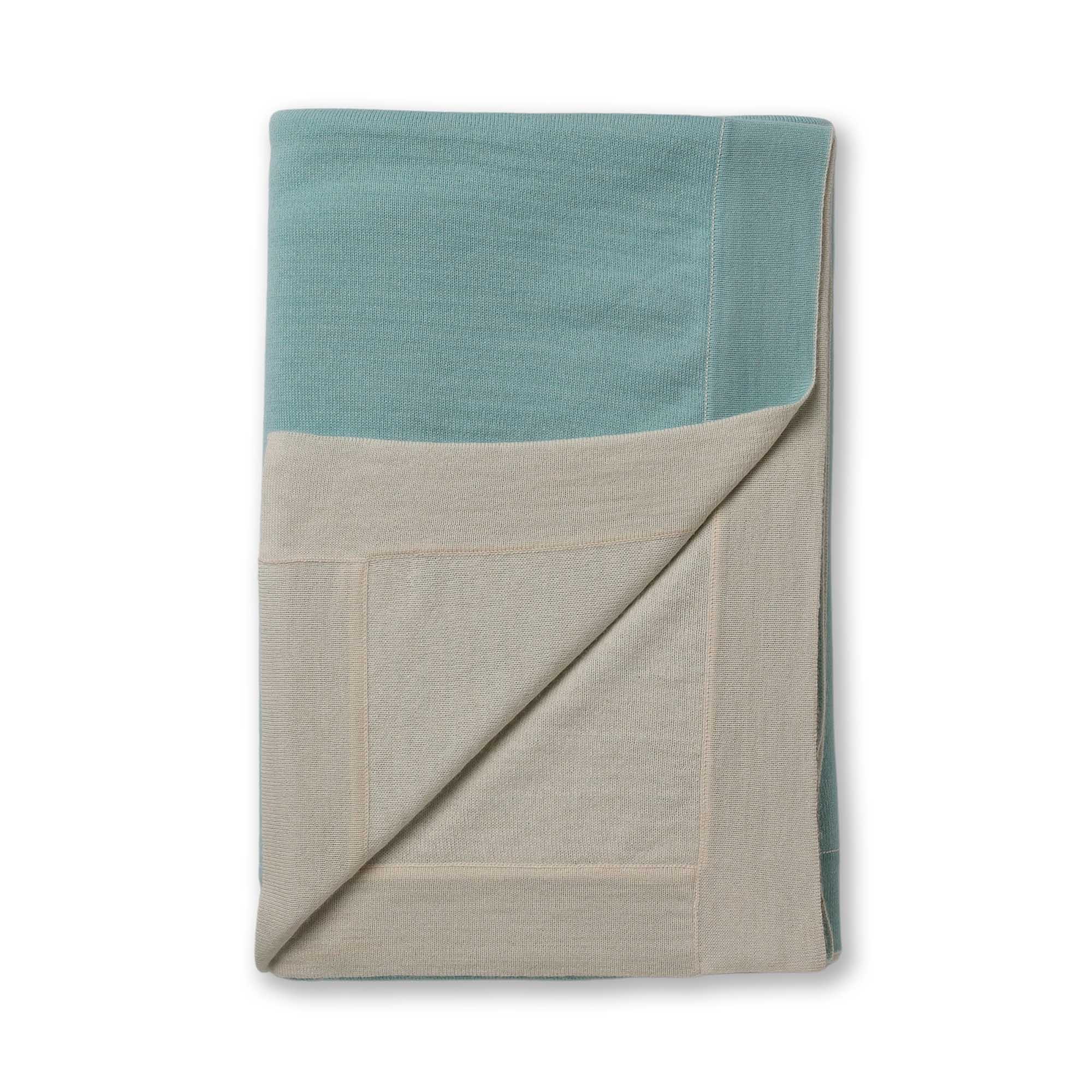 Tokyo Bed Blanket | Ivory/Aqua