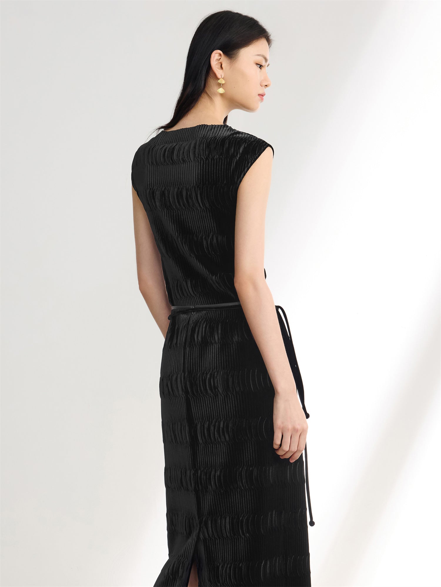 EP YAYINGWaist-Cinched Base Layer Top | Black