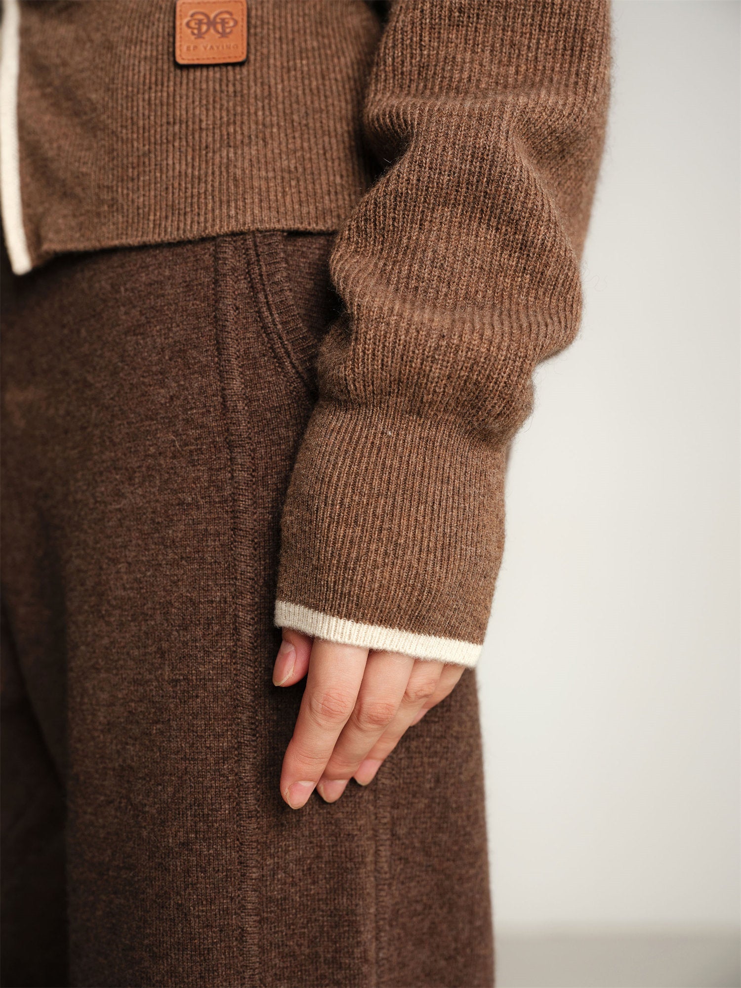 Yak Wool Zippered Hoodie | Brown