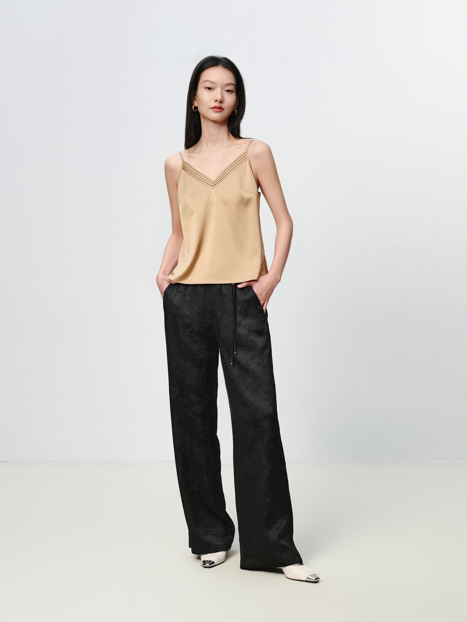 Silk V-neck layering camisole | Brown