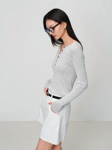 Slim round neck knit base sweater | Grey