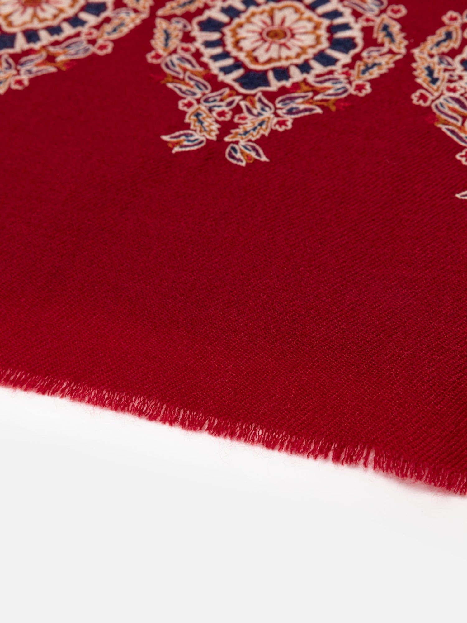 Embroidered Cashmere Scarf | Maroon