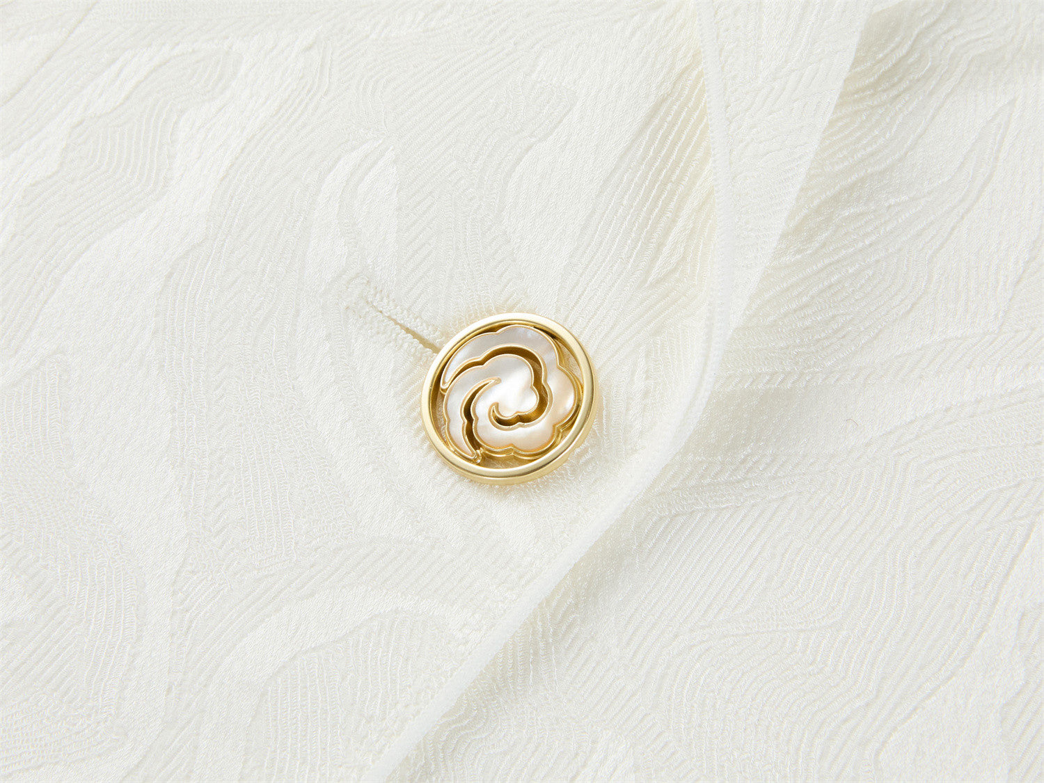 Mulberry Silk Blazer | White
