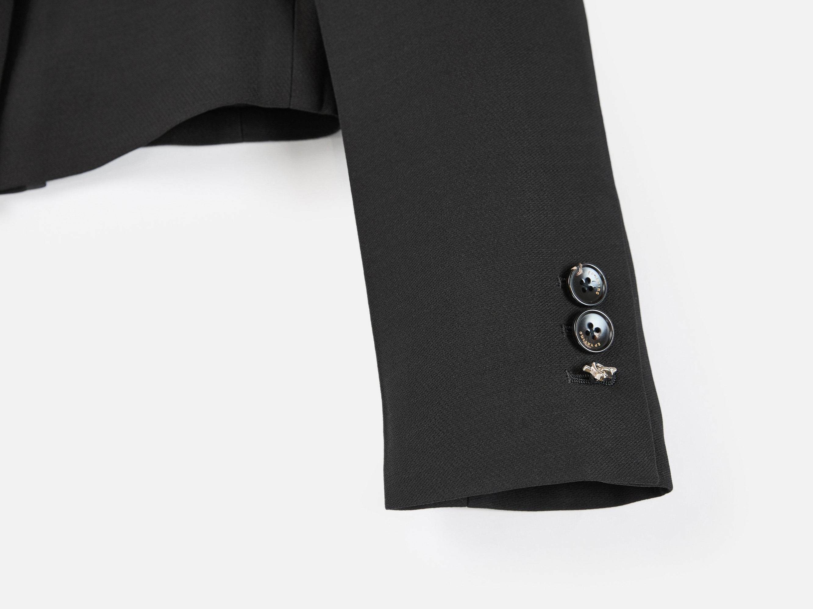 Subtle Shoulder Embroidery Blazer | Black