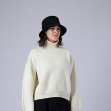 Jonah Felt | Black