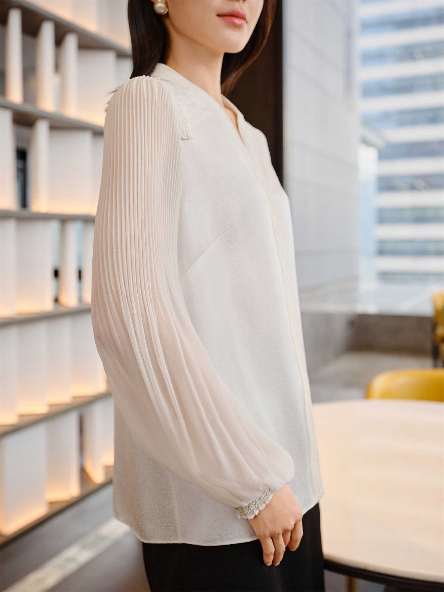 Silk Classic Straight-Cut Shirt | White