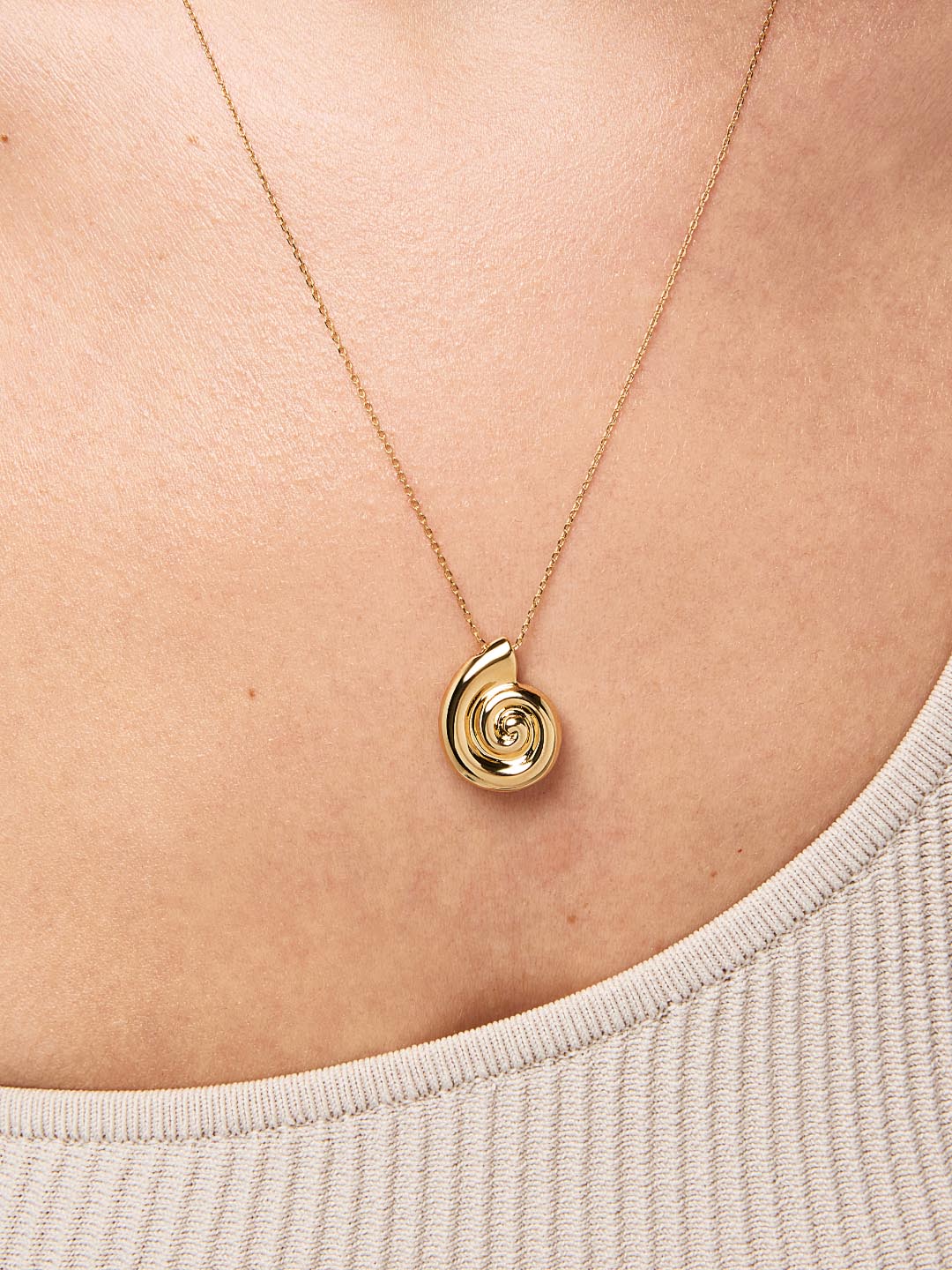 Ariel Shell Pendant Necklace | 14K Gold on Brass