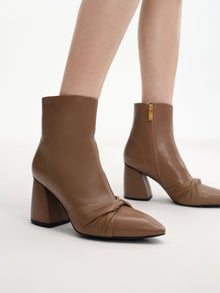 Knotted Toe Boots | Brown