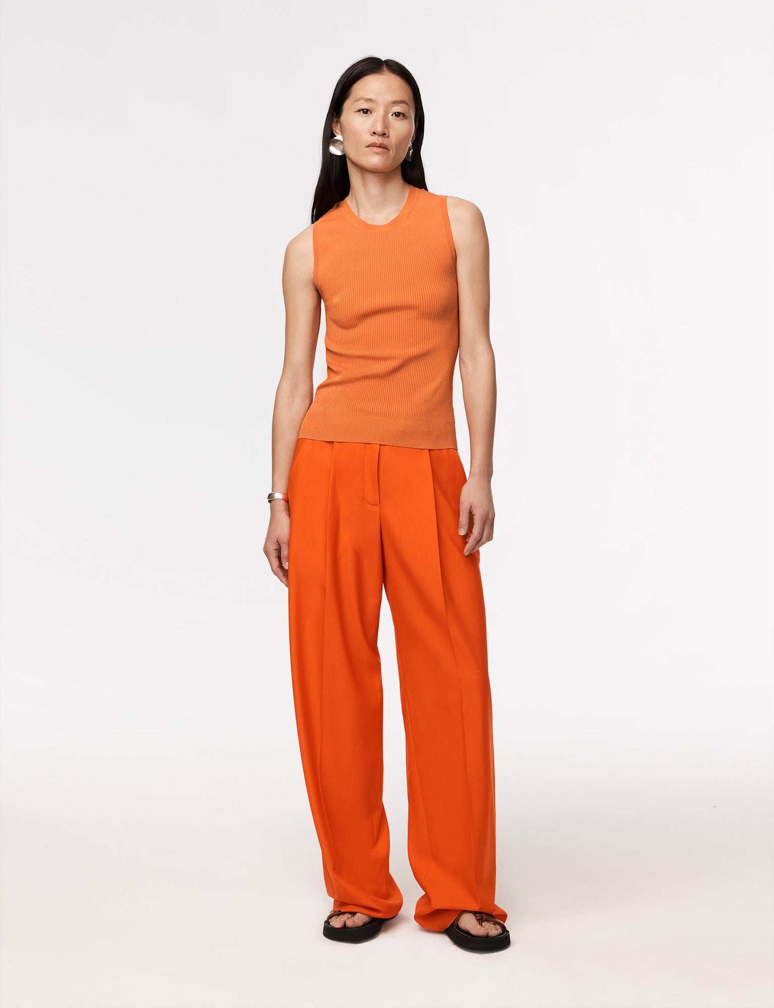 color:tangerine