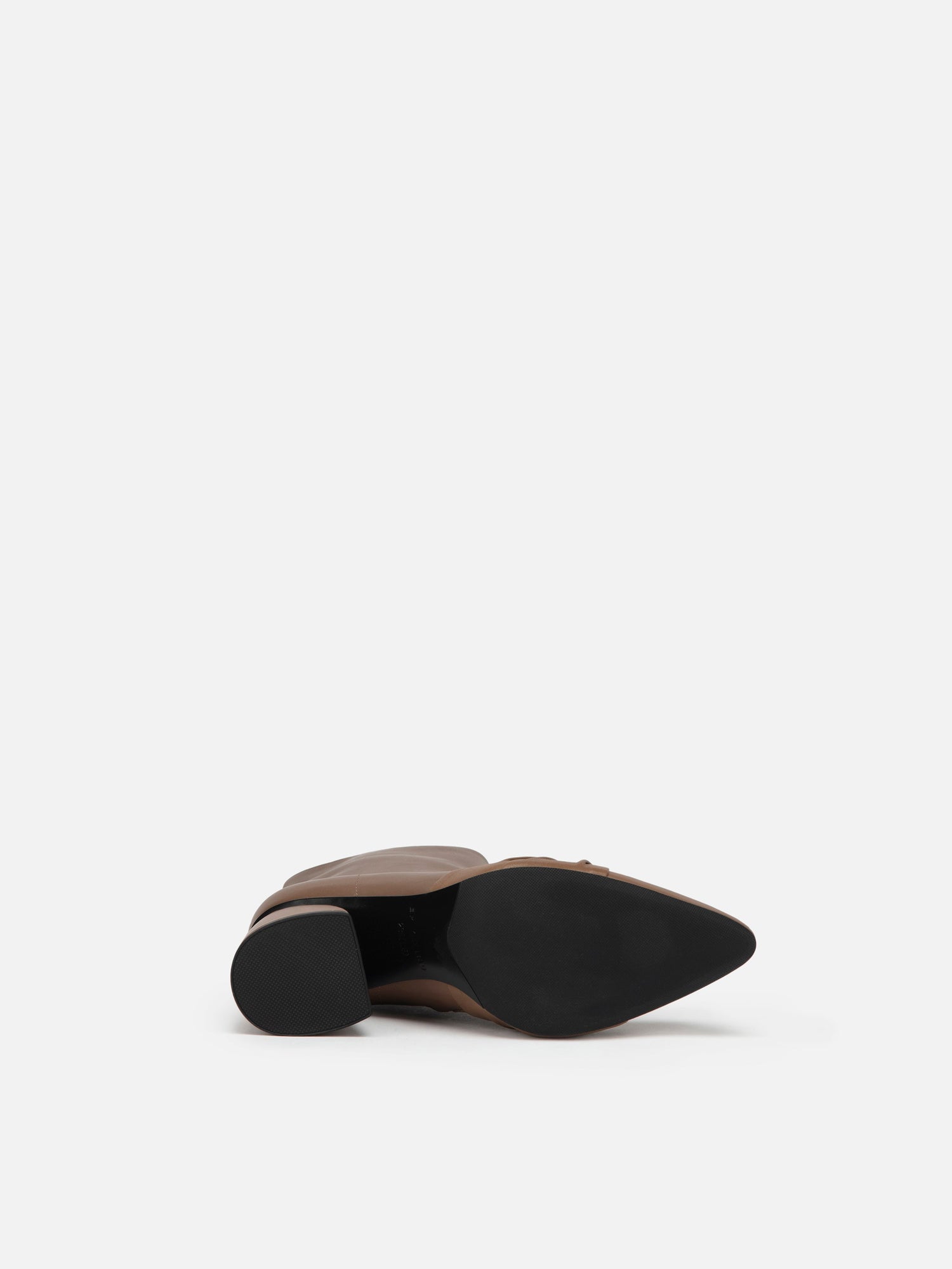 Knotted Toe Boots | Brown