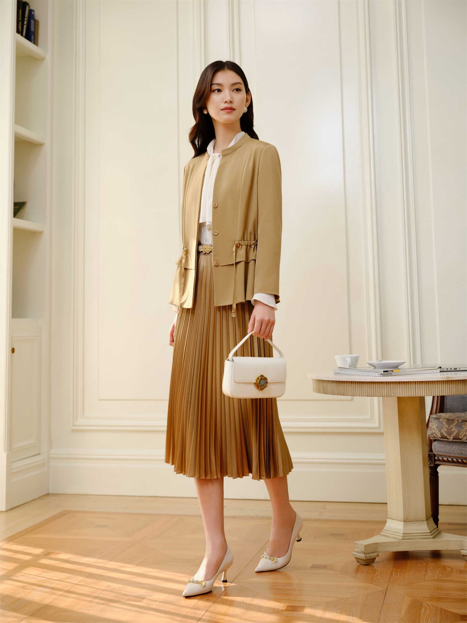 Mulberry Silk Sophisticated Jacket | Khaki