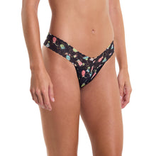 Sinature Lace Low Rise Thong & Saxx Boxer Brief | Happy Hour (Black)