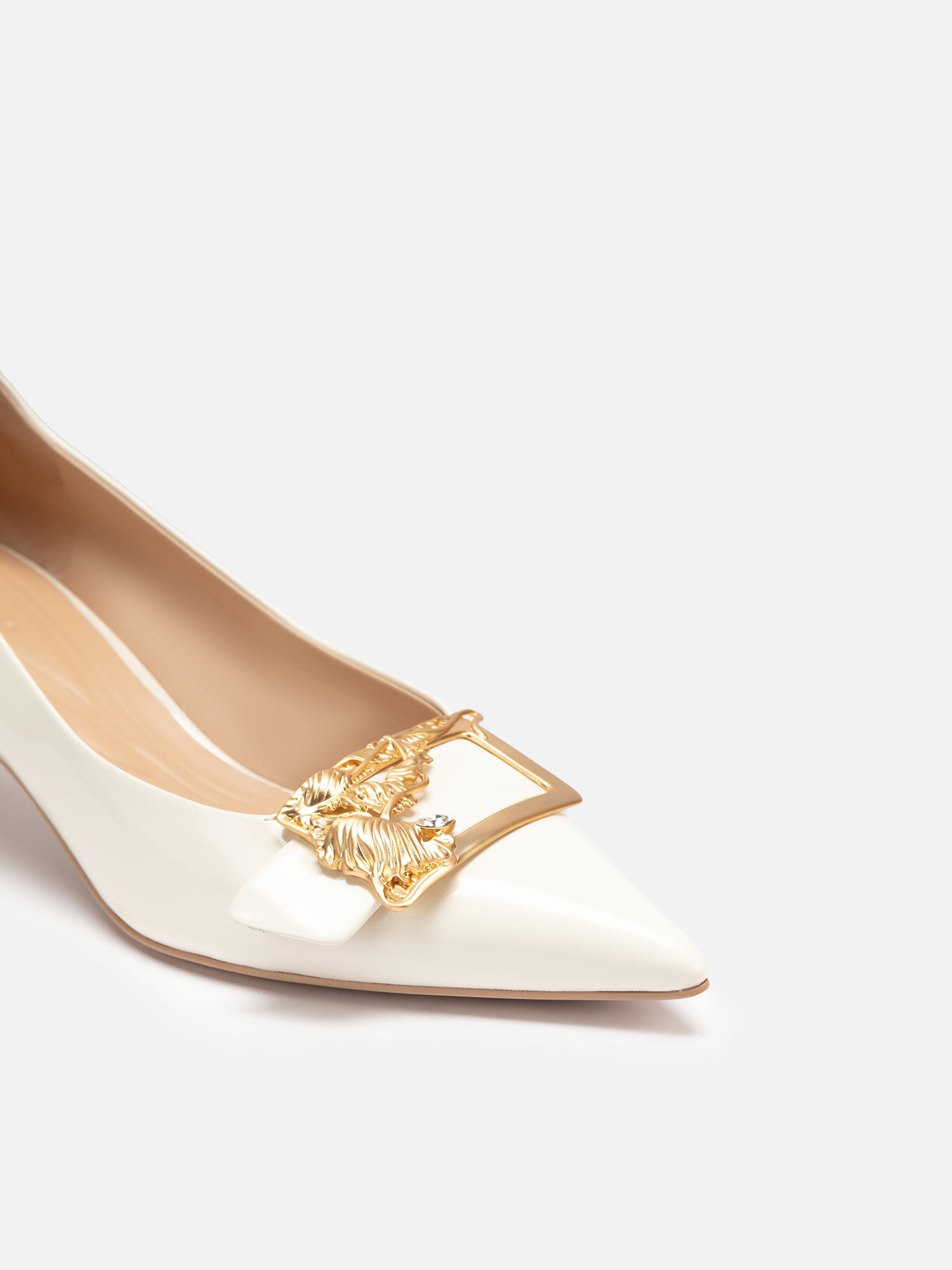 Chinese-Style Decorative Buckle High Heels | White