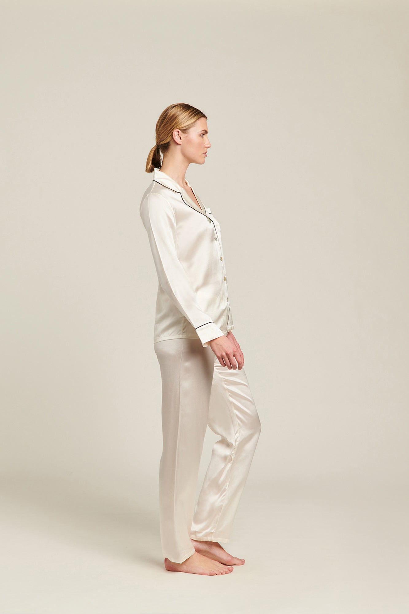 Fine Finishes Pyjama | Creme