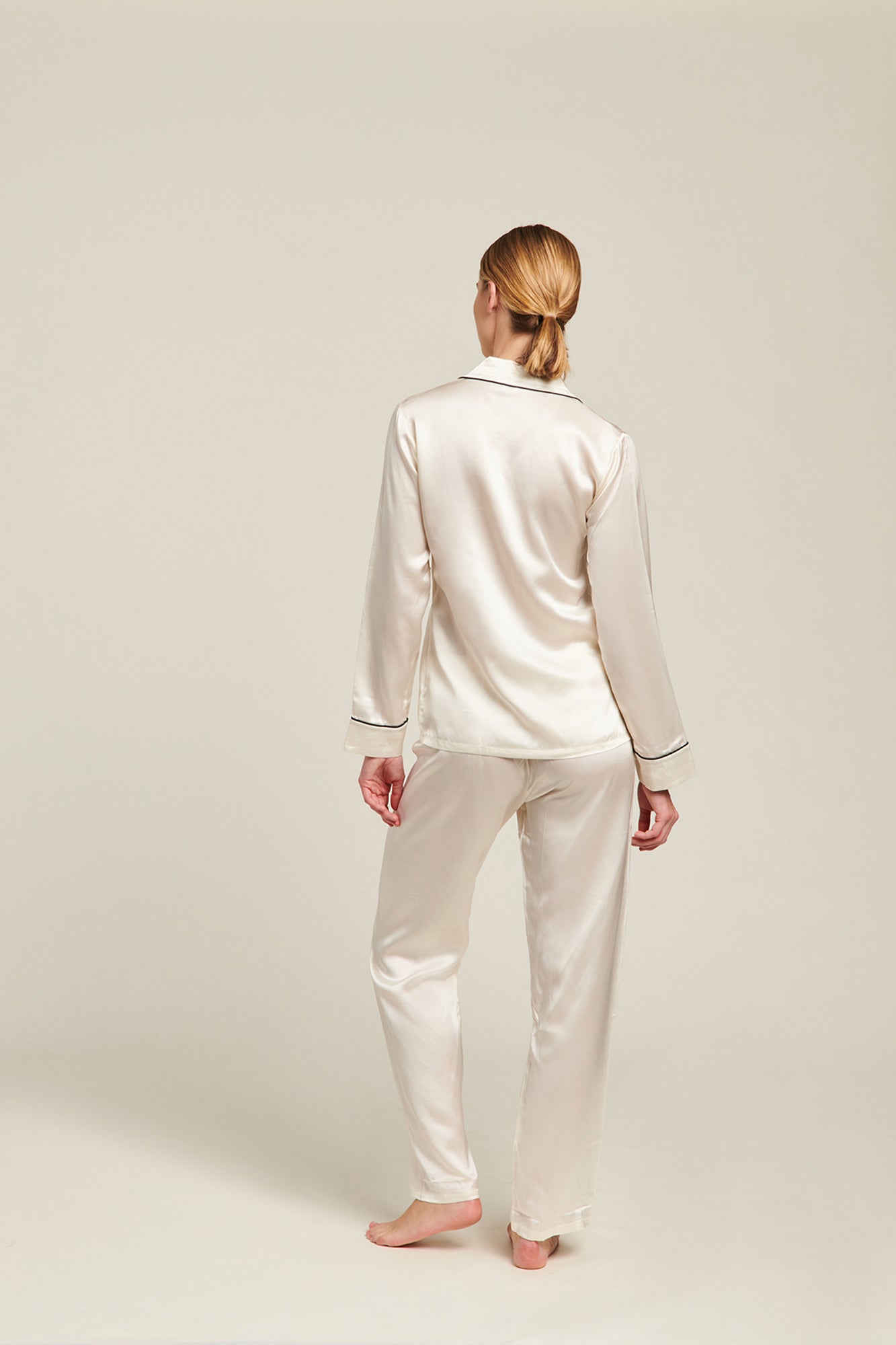 Fine Finishes Pyjama | Creme