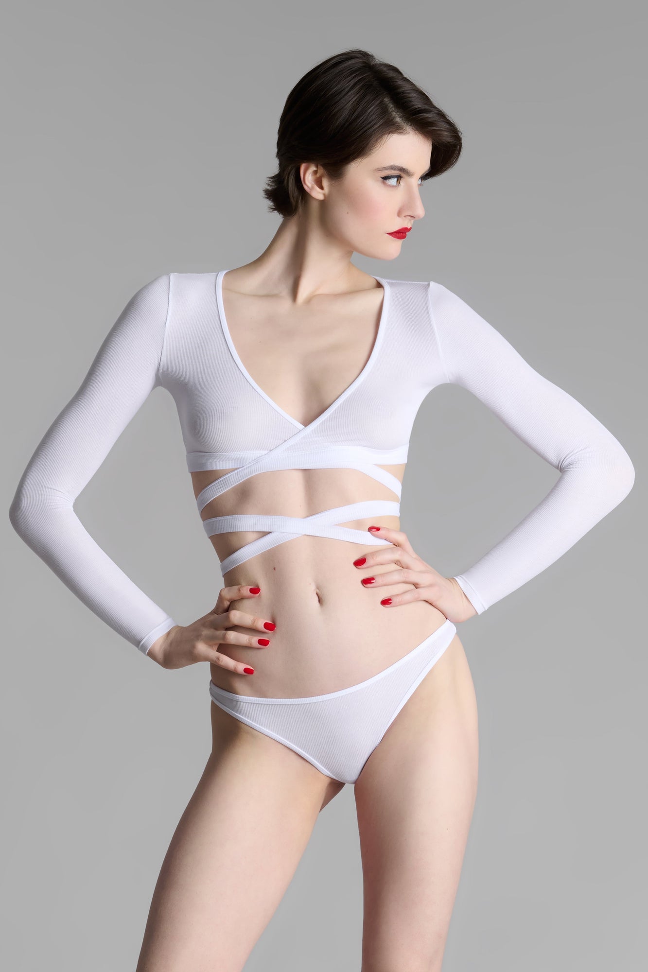 Long Sleeves Wrap Top - La Femme Amazone | White