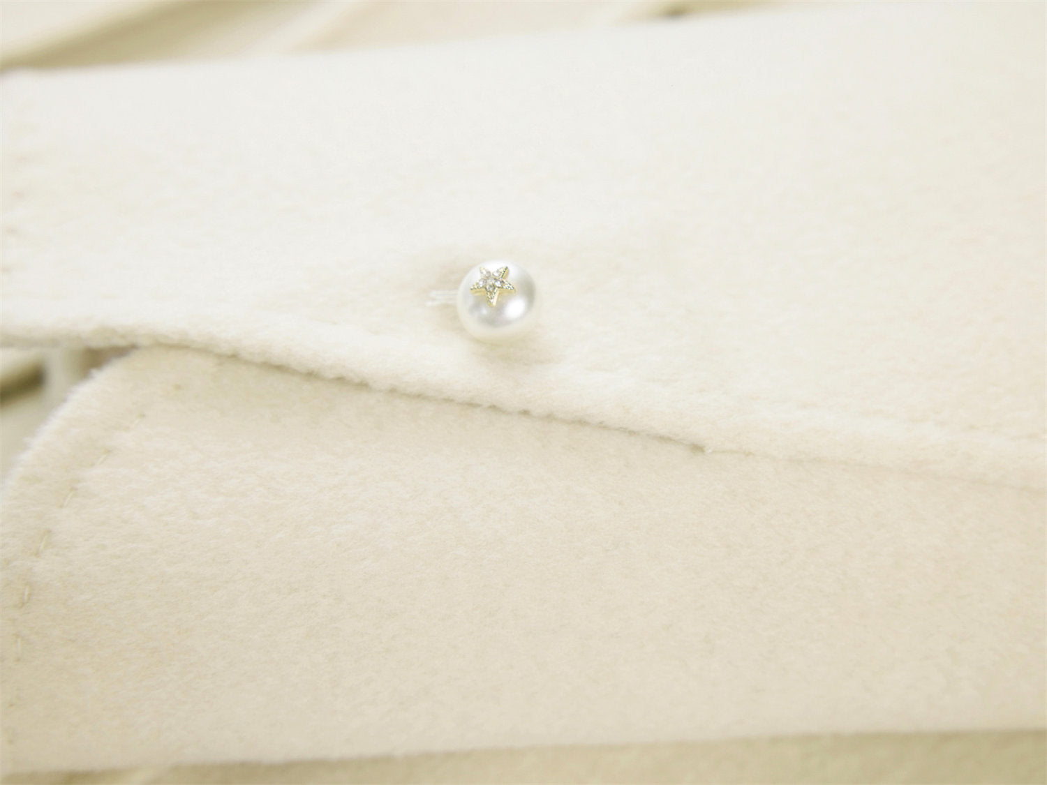Notched Collar Cashmere Belted Coat | White