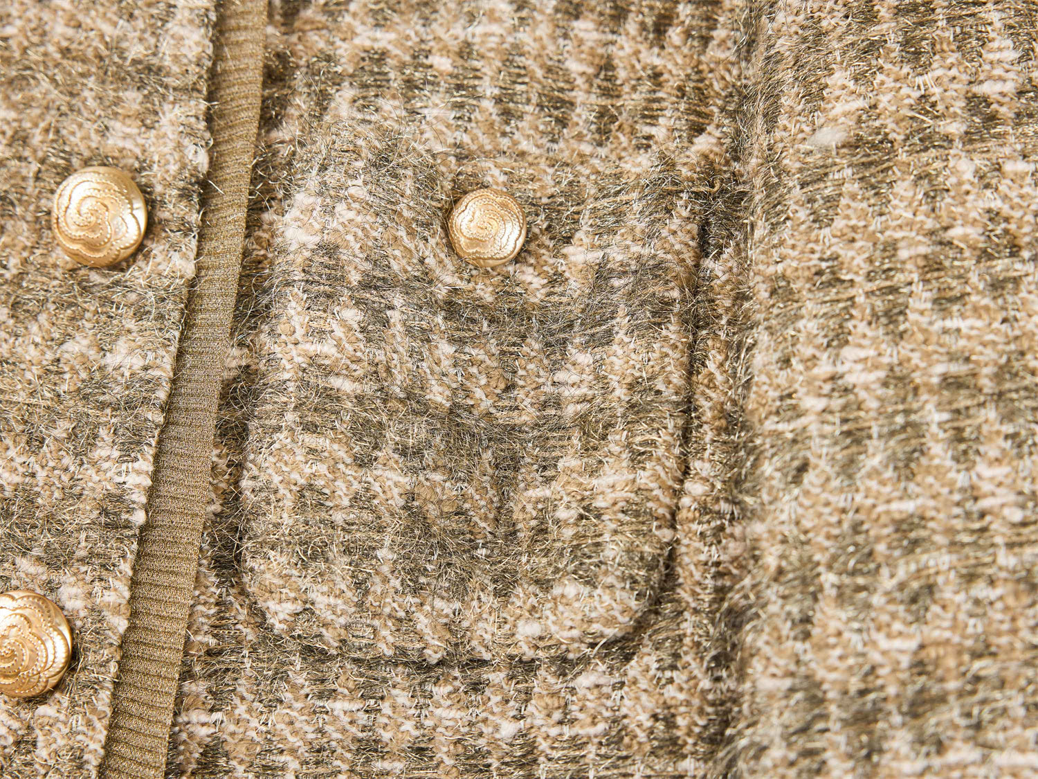 Fitted Wool Coat | Golden