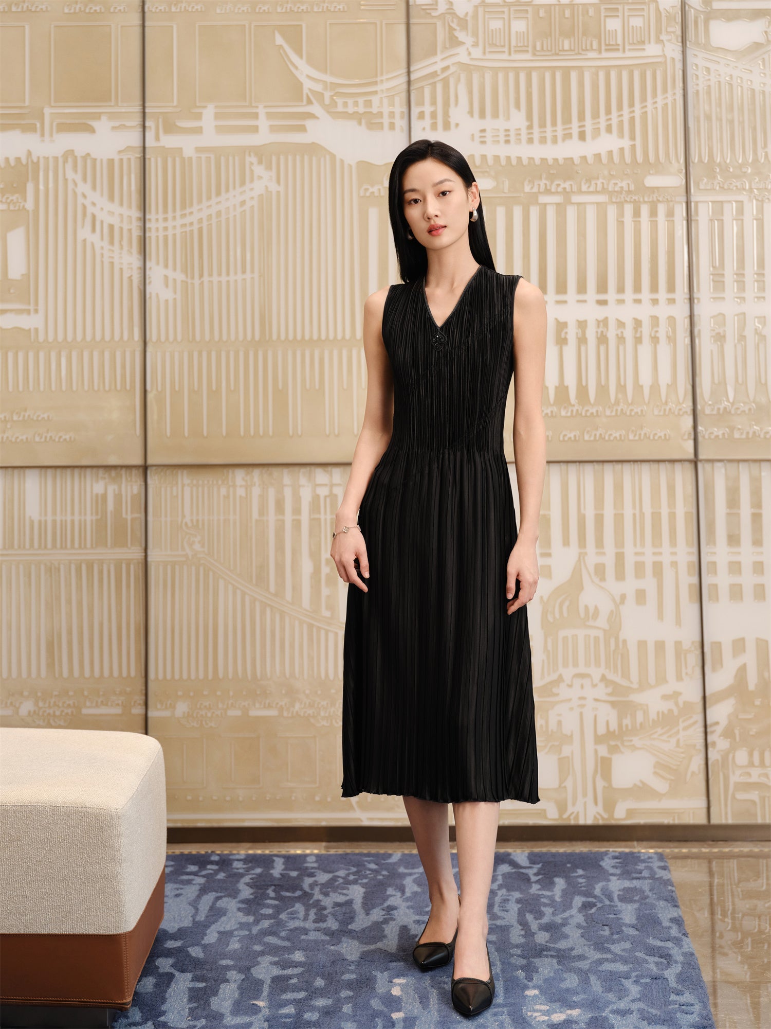 Pleated Waist-Cinched Dress | Black