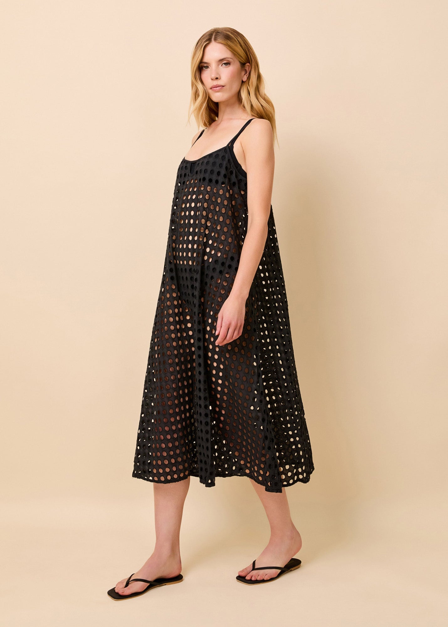 Womens | Annika Midi Dress Classic Eyelet | Noir