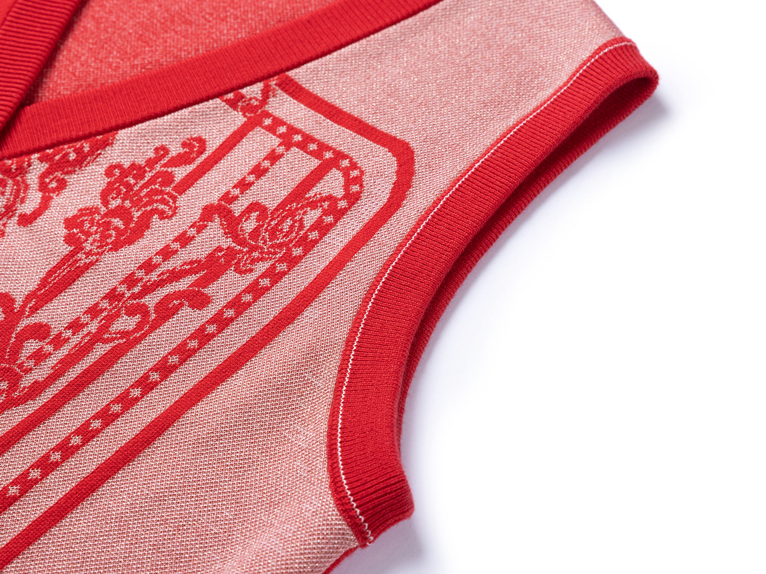 Embossed Knit Vest | Red
