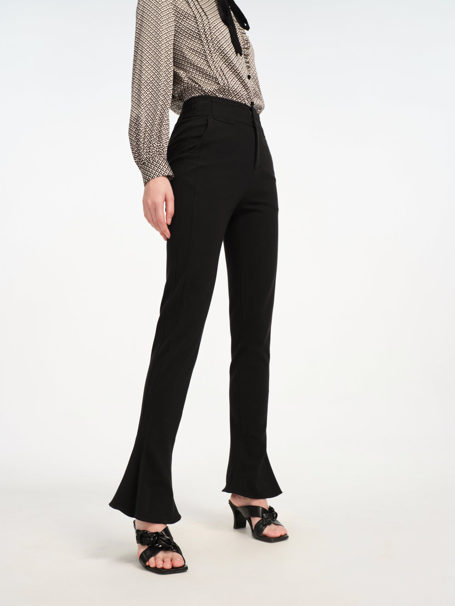 High-waisted Bootcut Pants | Black