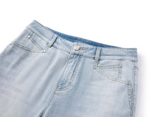 Light Wash Wide-Leg Jeans | Blue