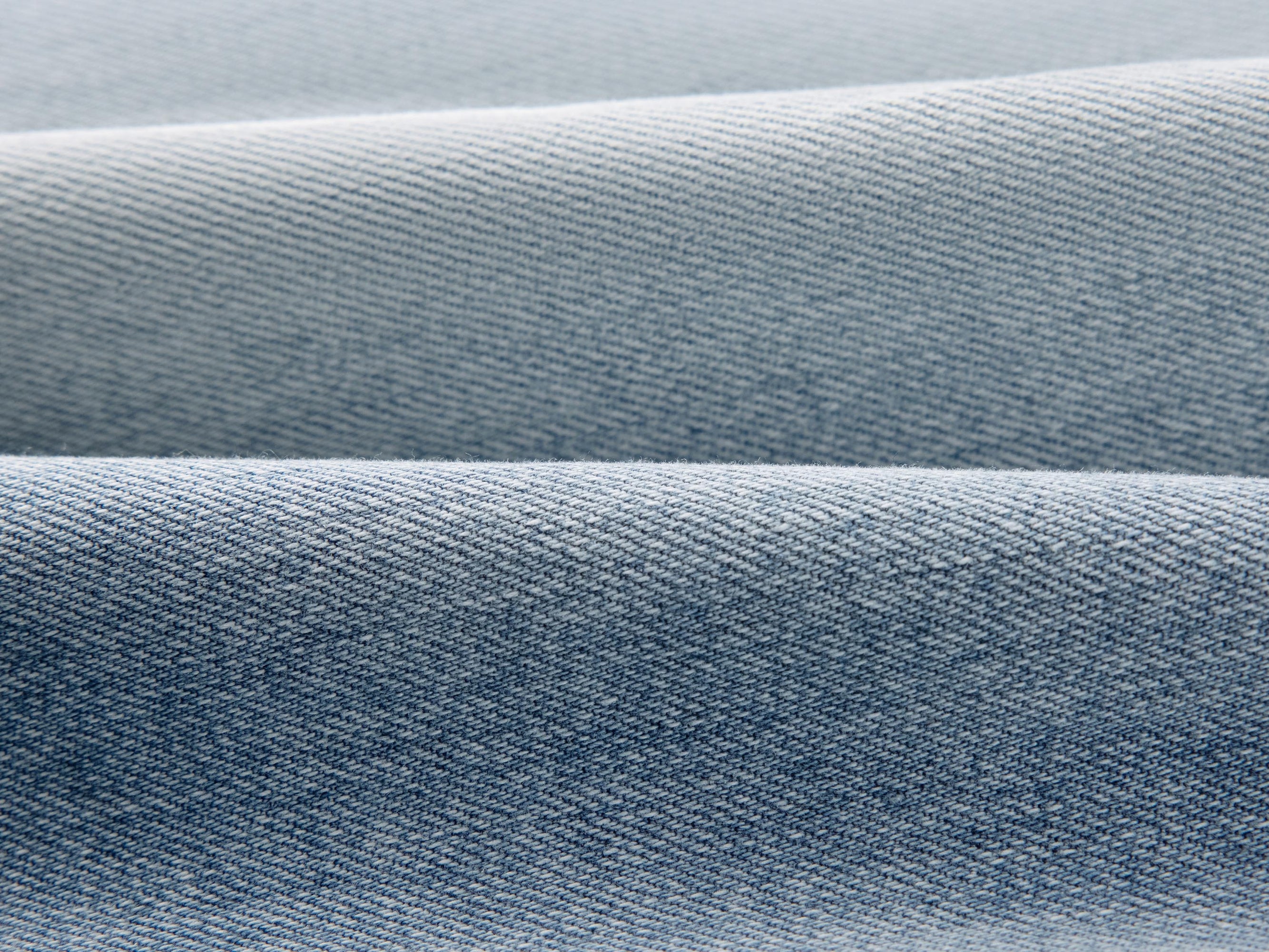 Light Wash Wide-Leg Jeans | Blue