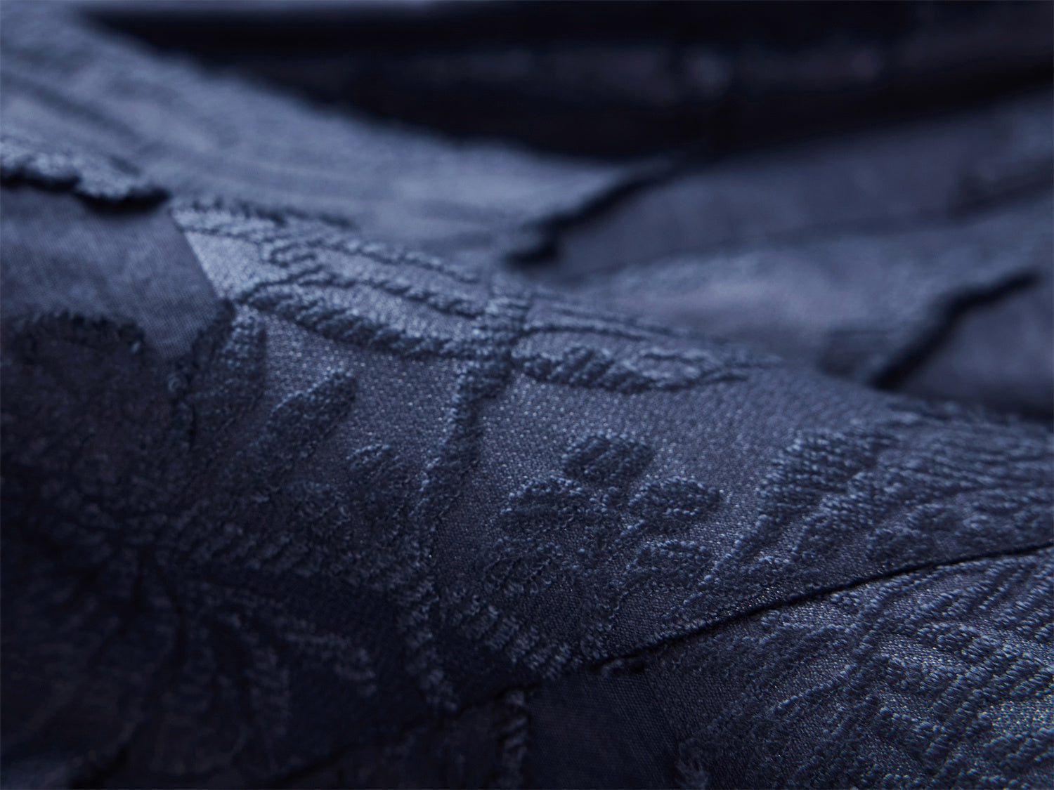 Silk Feather Light Jacket | Black