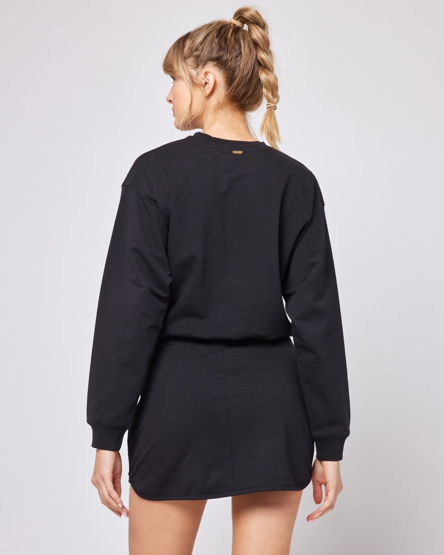 Black | Model: Lura (size: S)