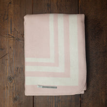 Montauk Throw | Pink Powder / Ivory