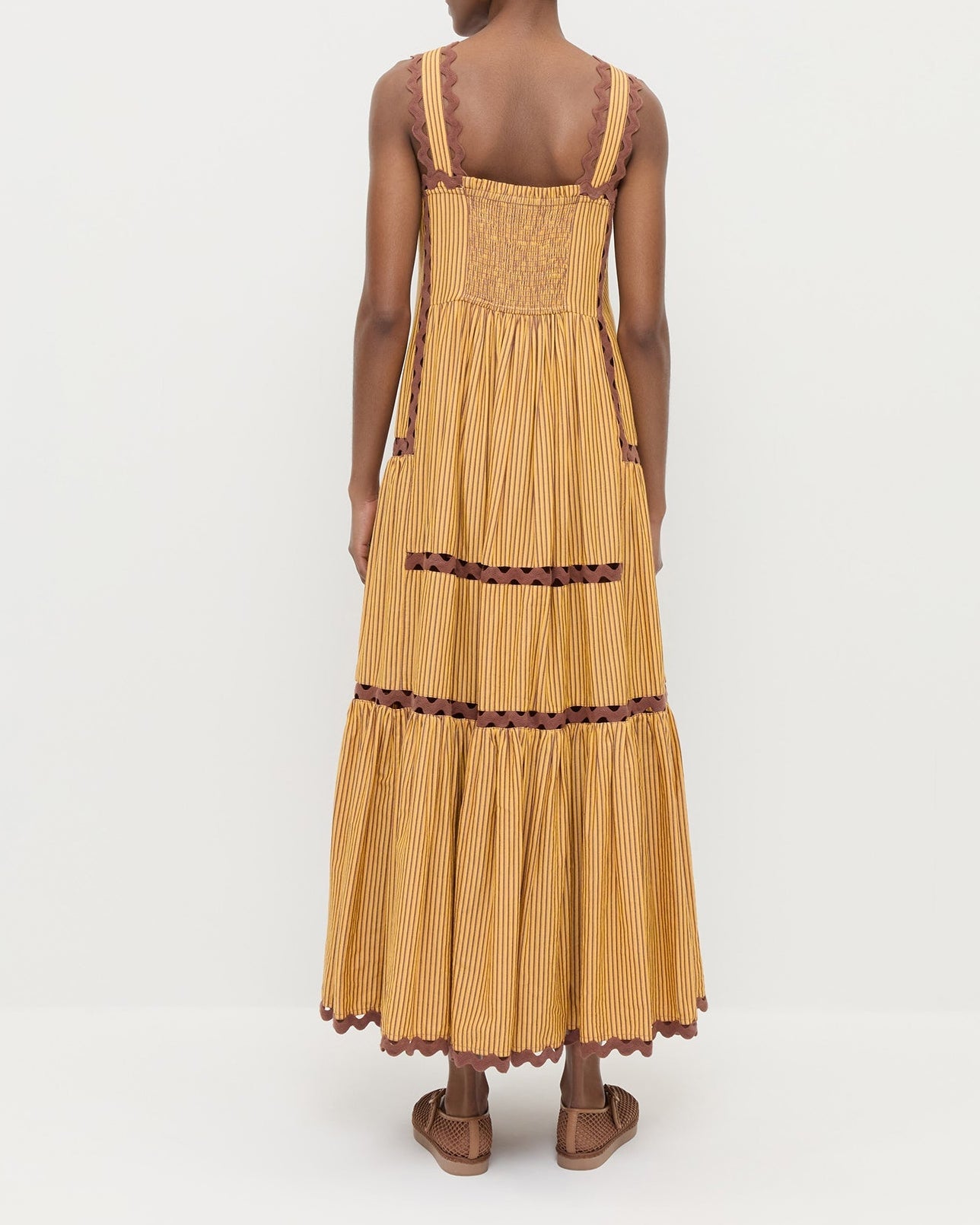 Color: Brown/Yellow Stripe