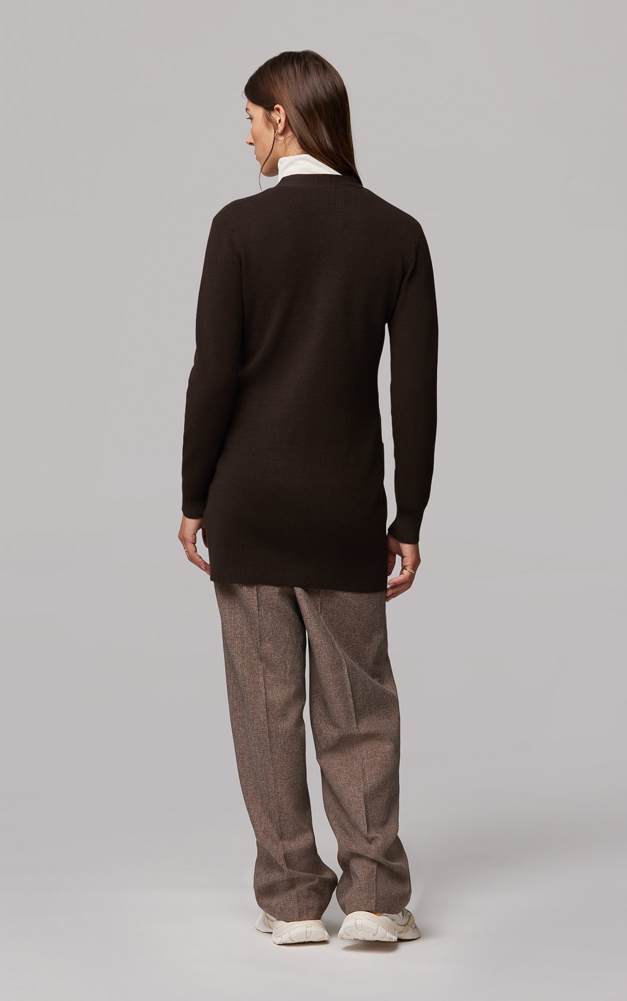 Brigida Semi-Fitted Sustainable Knitted Ribbed Cardigan | Oak