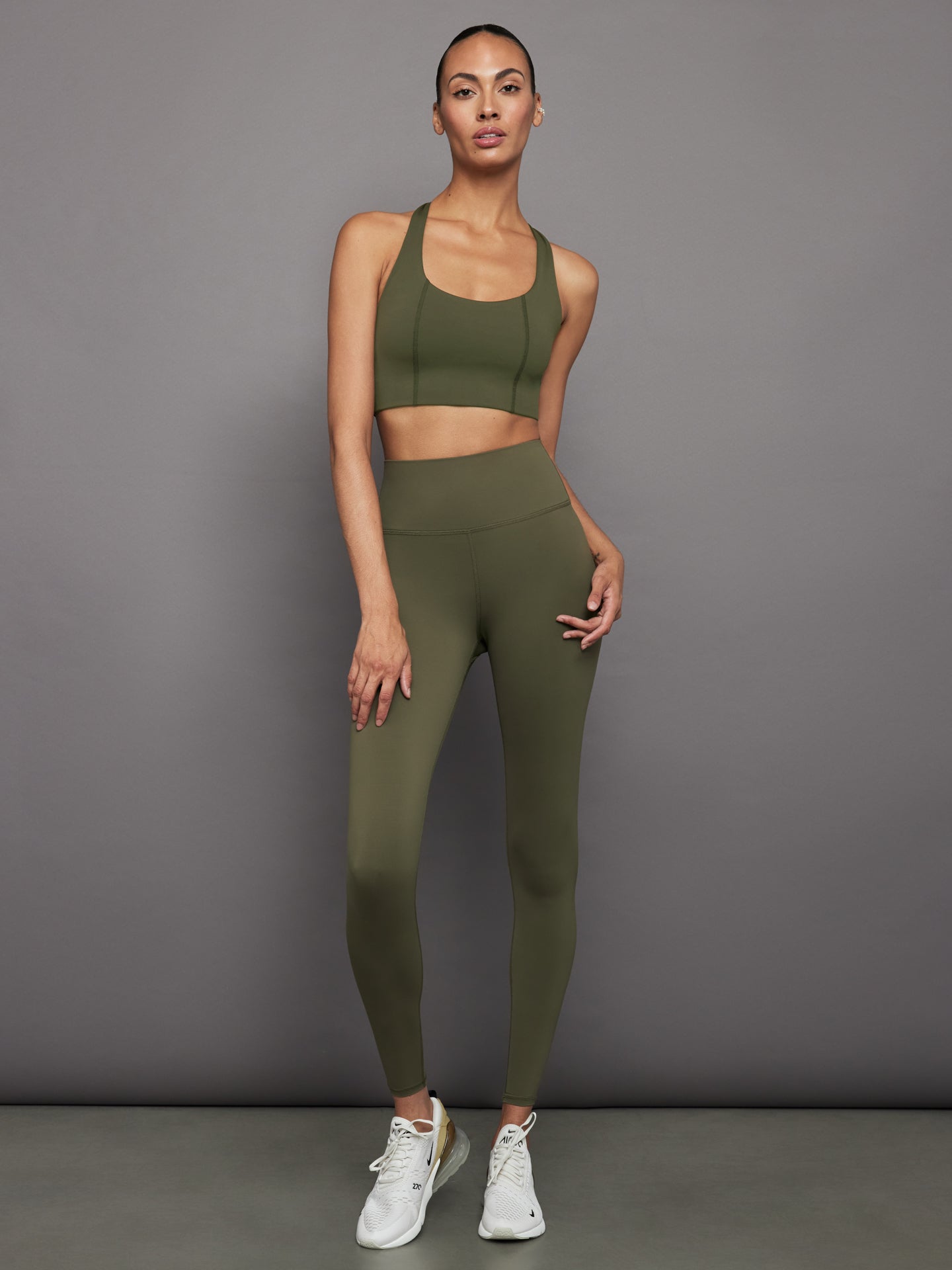 T Back Bra in Diamond Compression | Olive