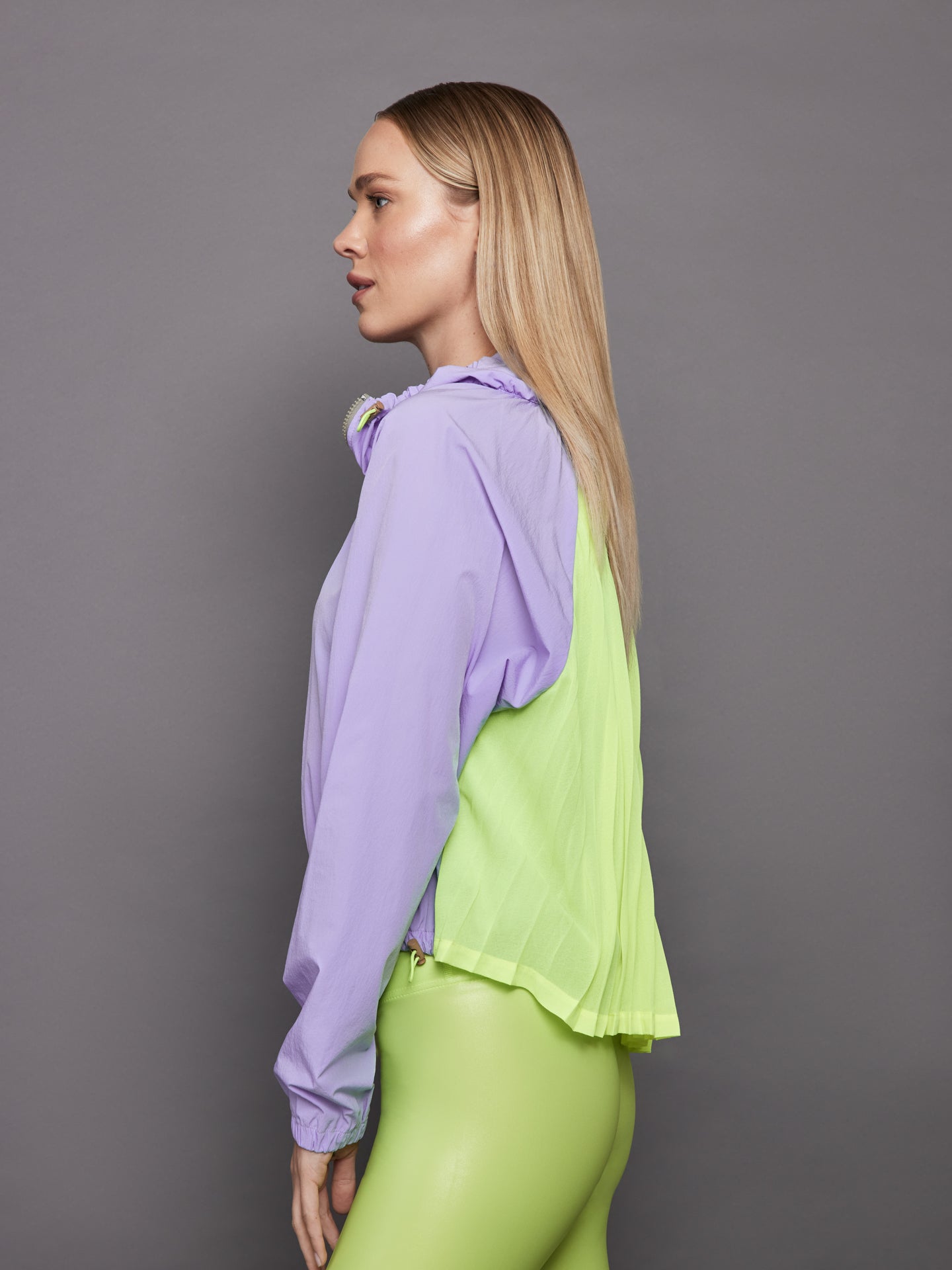 Carbon38 | Pleated Back Running Jacket | Sweet Lavender / Acid Lime