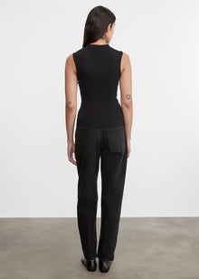 Cashmere Sleeveless Twist Top | Black