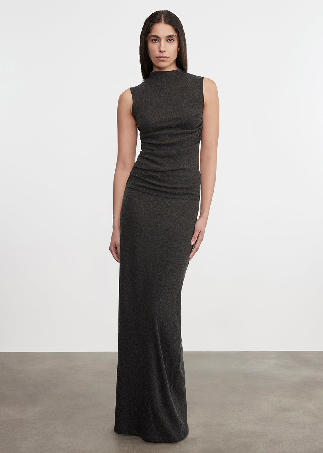 Cashmere Sleeveless Twist Top | Charcoal