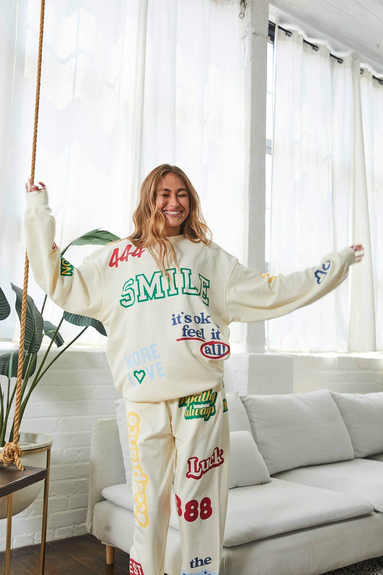 Affirmations Crewneck | Pearl Cream