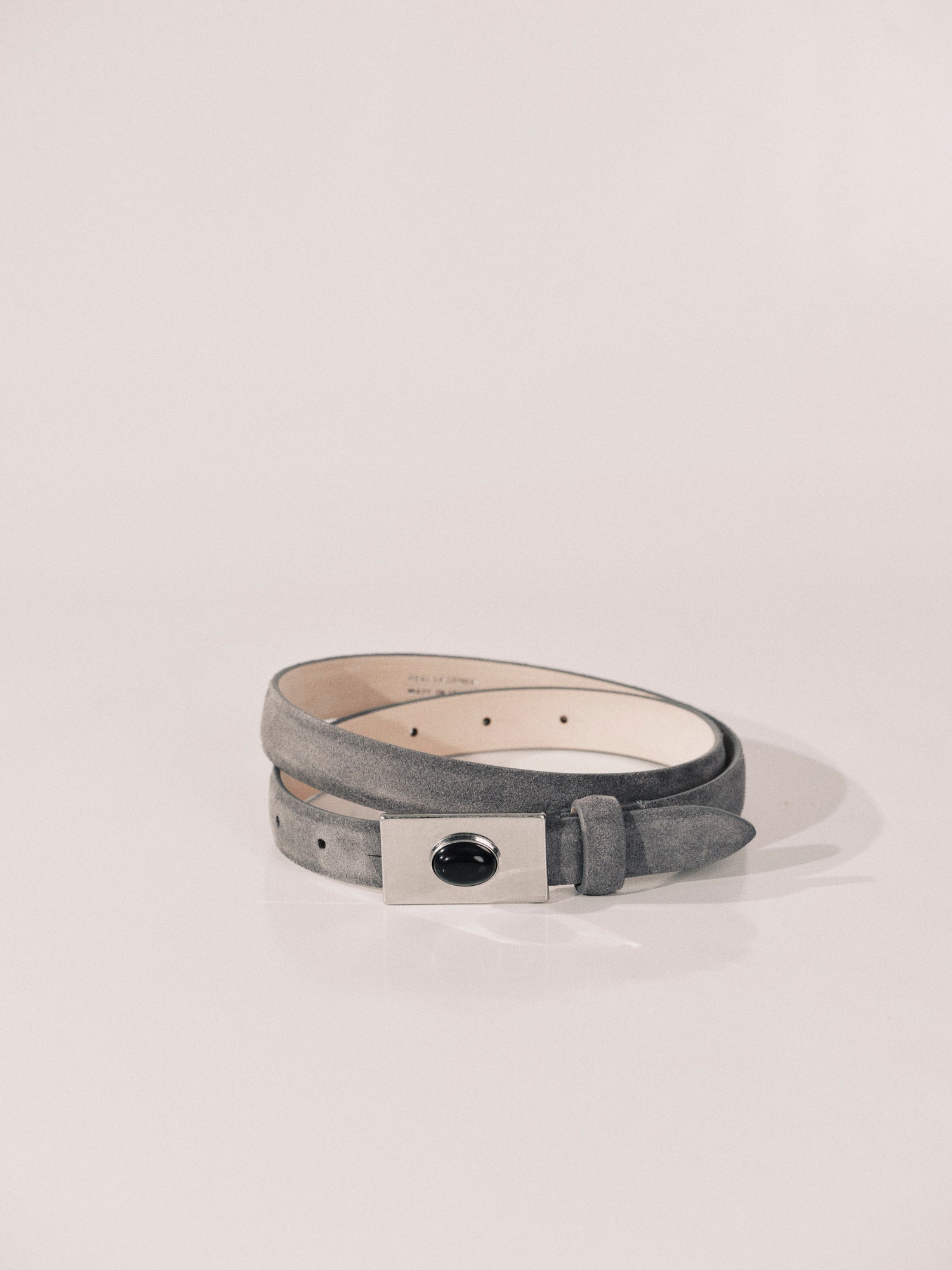 Signet Suede Stone Belt | Fog & Silver & Onyx