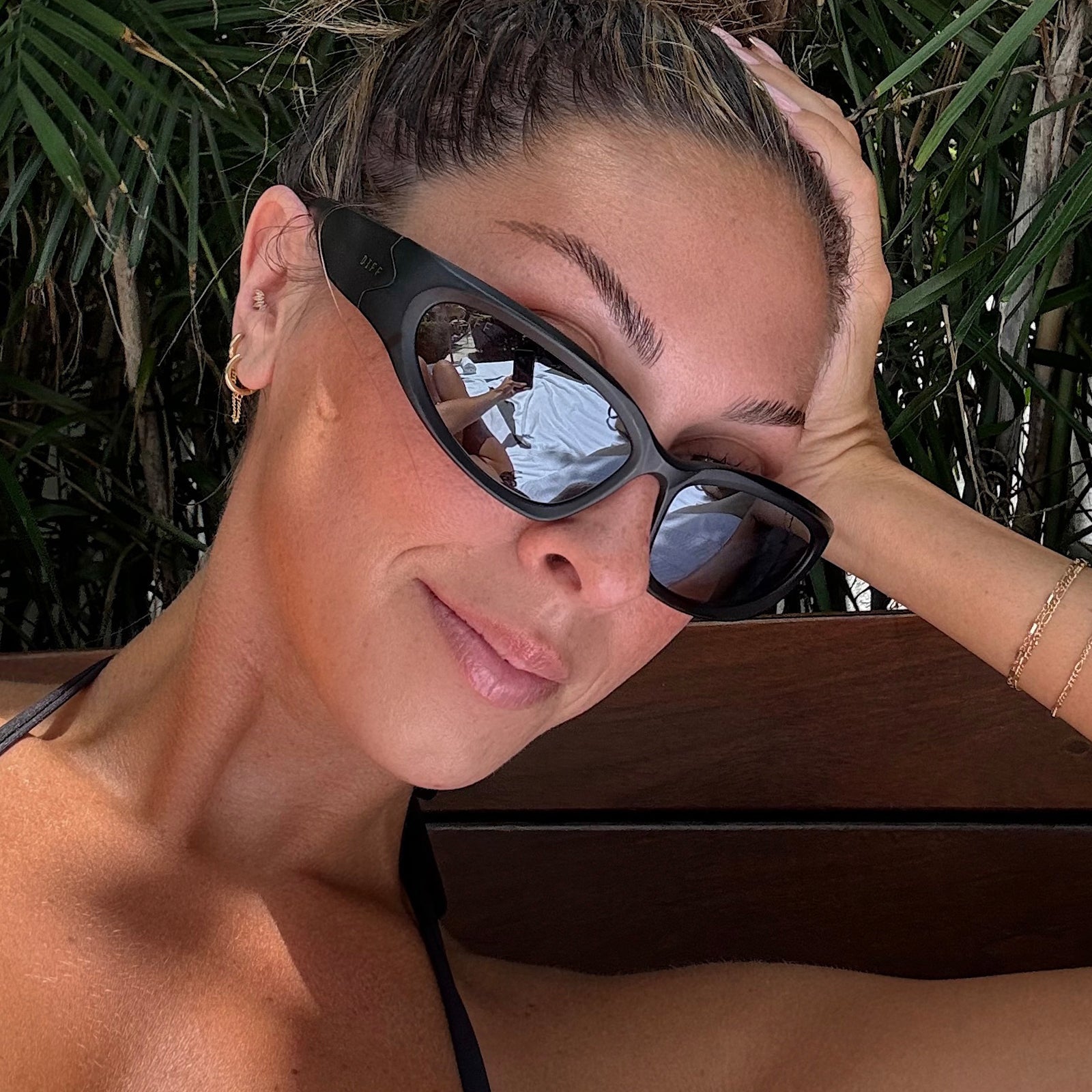 Unisex | Side Out Sunglasses | Matte Black | Grey W/ Silver Flash Polarized Lenses