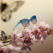 Womens | Glinda Upland Butterfly Sunglasses | Iridescent Pastel Blue | Lavender/Opalescent Gradient Pink Lenses