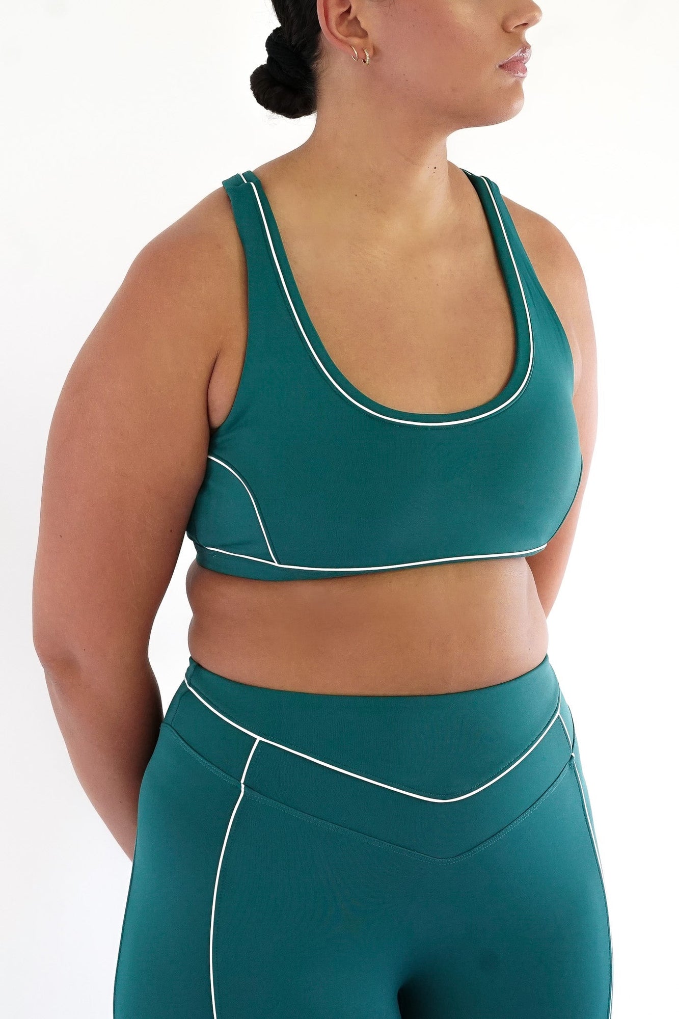 Aster Contour Sports Bra | Green