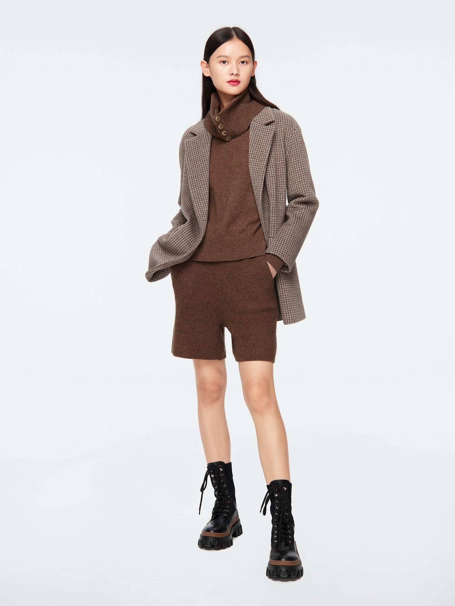 High-waisted Knitted Shorts | Brown