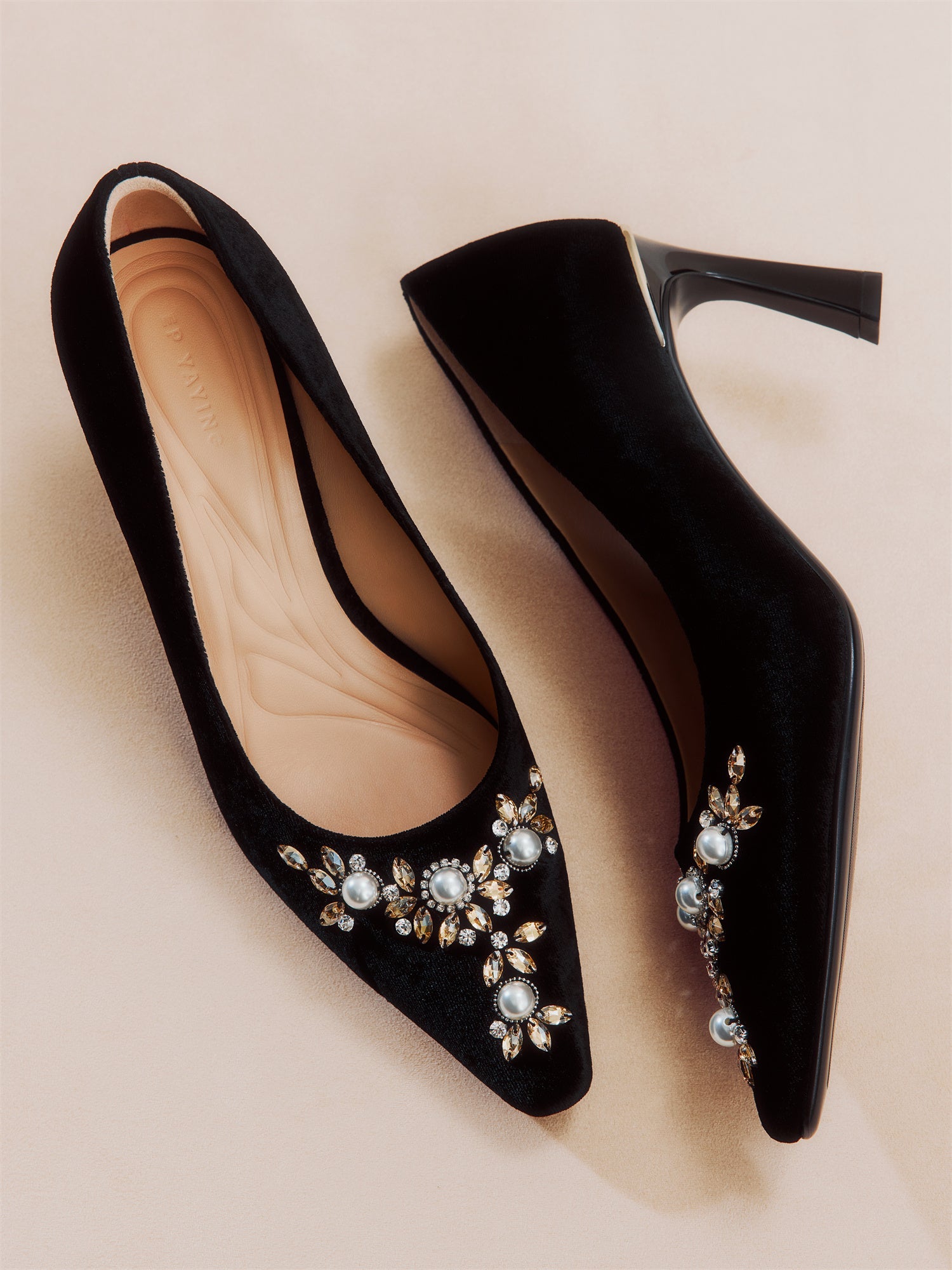Peony Diamond Velvet High Heels | Black