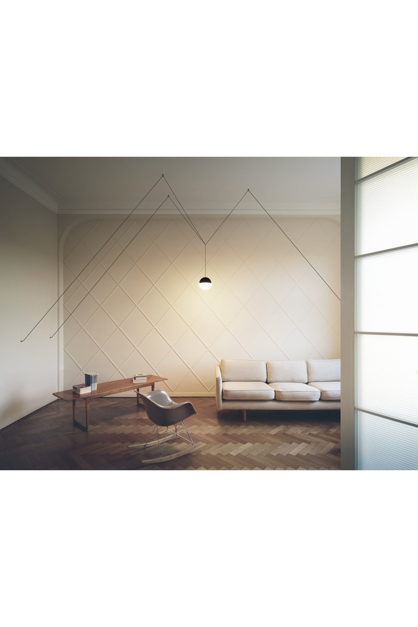 String Light Sphere Suspension 22m App | White