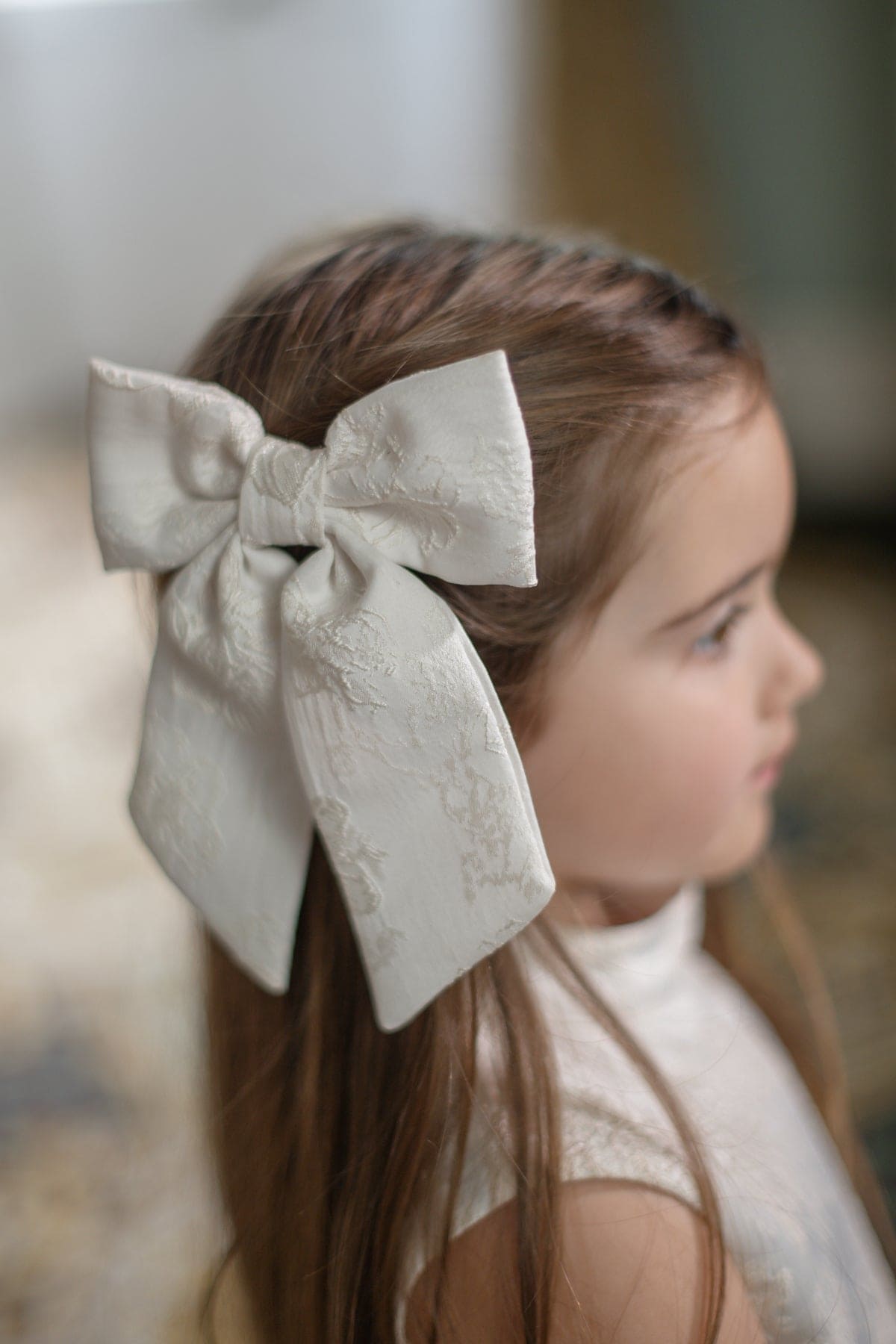 Eliza Petite Hair Bow | Beige